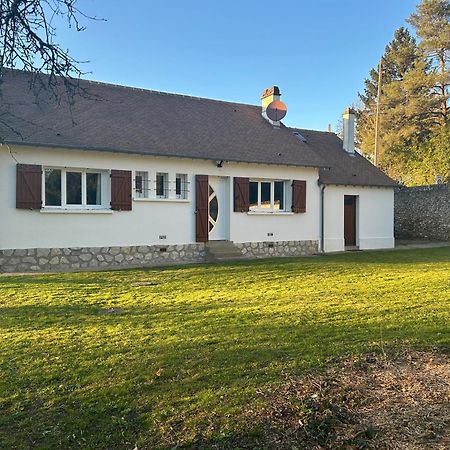 Maison Au Calme Avec Riviere A Cote De Chartres Saint-Prest 客房 照片